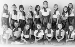 na zdjęciu widać dziecięcy ch&oacute;r Bambino, kt&oacute;ry został laureatem stypendium artystycznego