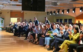 Gala 100-lecia polskiej szkoły w Łochowie 17