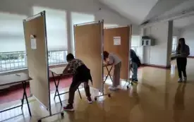 9 (2)
