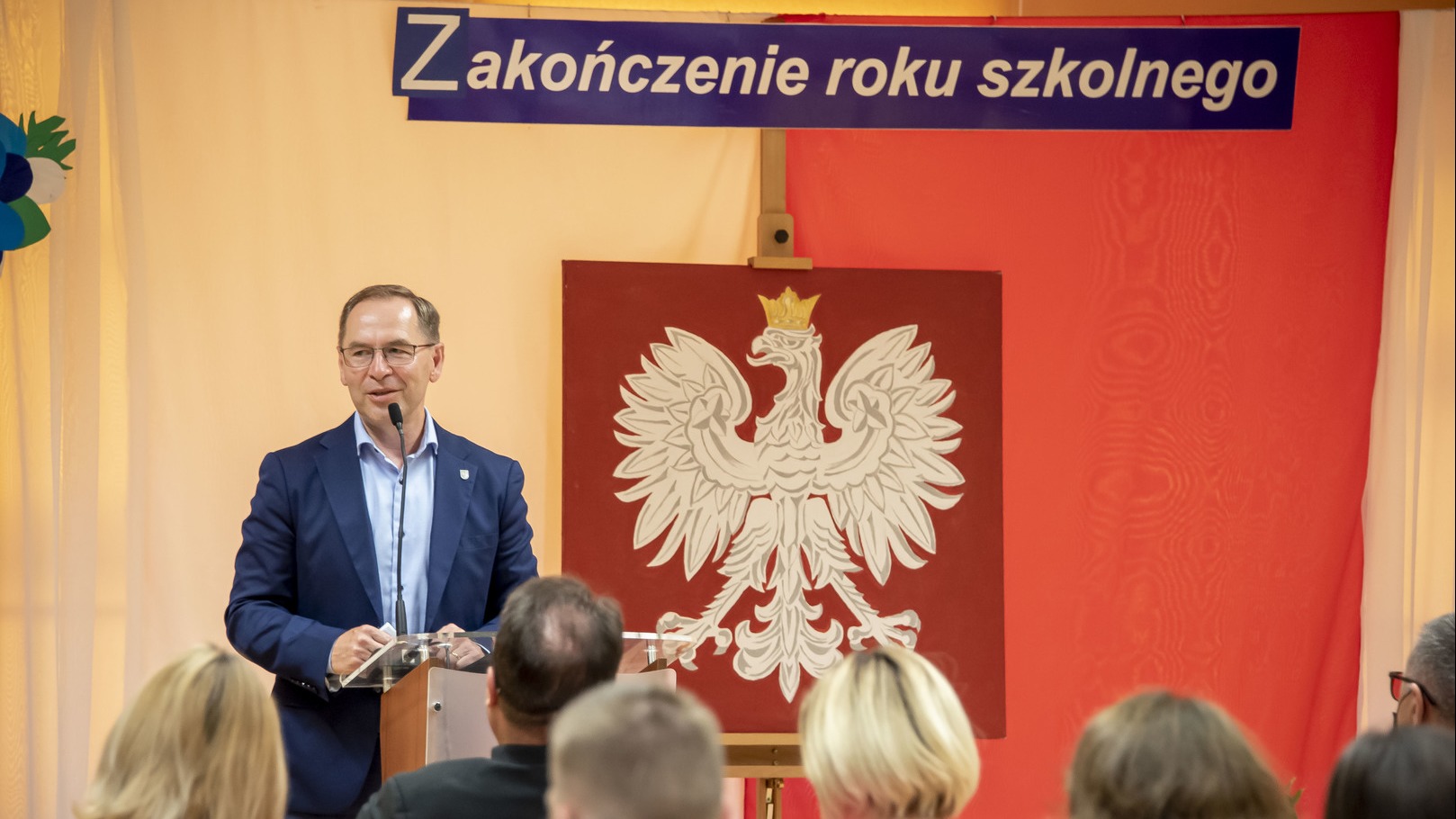 Co dalej ósma klaso? Przemówienie wójta gminy Białe Błota podczas uroczystego zakończenie roku szkolnego klas ósmych w Szkole Podstawowej im. Jana Pawła II w Łochowie