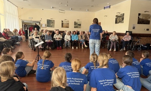 Zdjęcie do Z wizytą u senior&oacute;w