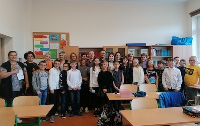 Zdjęcie do Niespodzianka z okazji Dnia Edukacji Narodowej
