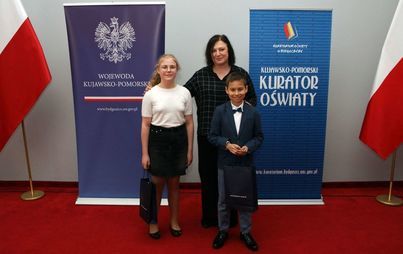 Zdjęcie do Nasi uczniowie uświetnili uroczystość
