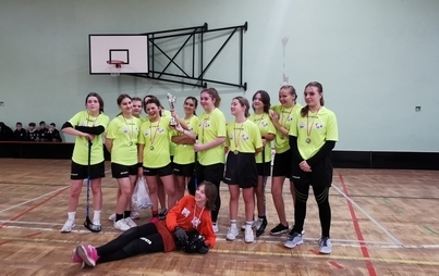 Zdjęcie do Listopadowy uni-hokej