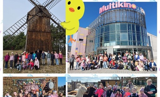 Obraz to kolaż czterech zdjęć z wycieczek klasowych do multikina, alpakowego ogrodu oraz osieku. Na zdjęciach pozują całe klasy wraz z wychowawczyniami. Dzieci przed kinem, w agroturystyce oraz przed młynem. W tle kolażu pisanki i ozdoby wielkanocne.